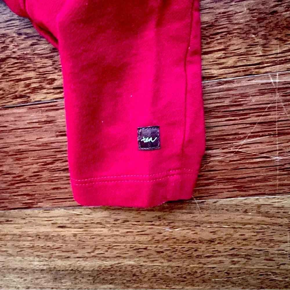 Tea Collection Red Rose Floral Romper, Size 3-6 Months